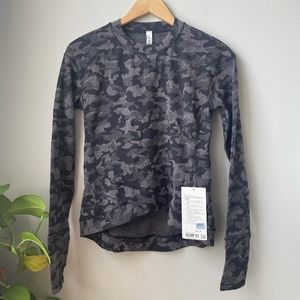 NWT-Lululemon Close To Crossing LS Rulu-Size 8